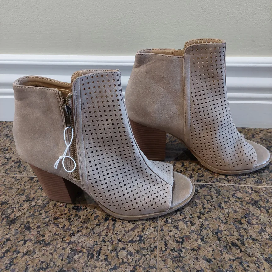 Brash Open Toe Women's Booties Size 8 US image indicator(3)