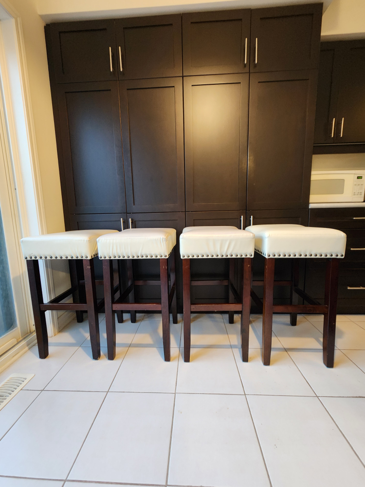Beautiful Bar Stool set - photo 2