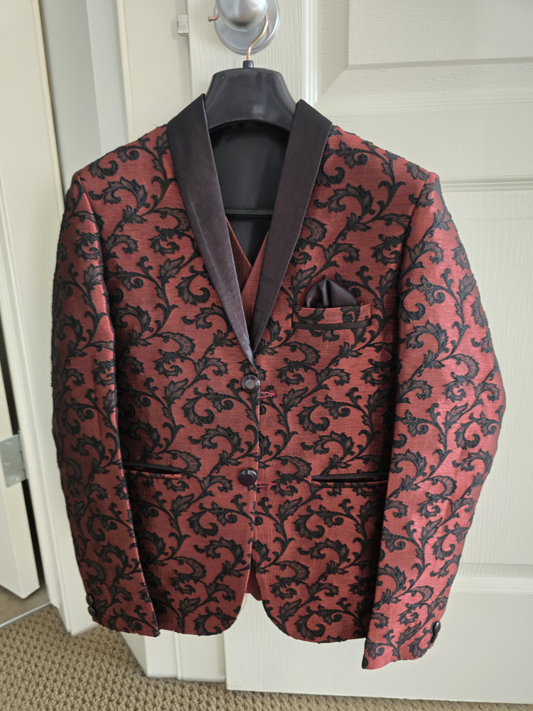 Burgundy Floral Blazer  , Vest and pent