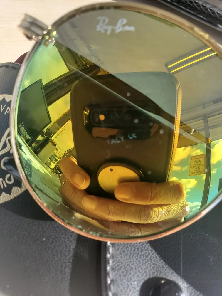 vintage Rayban Sunglasses image indicator(5)