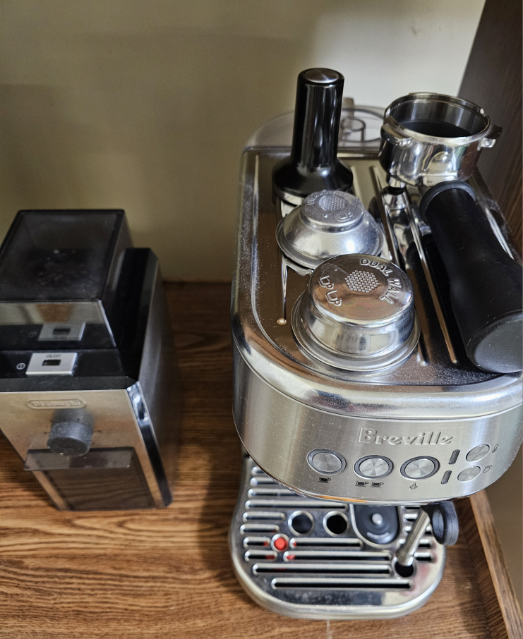 Breville Bambino Plus Espresso Machine - photo 3