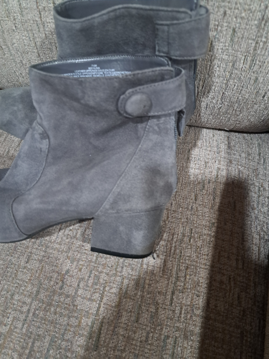 Grey Suede Ankle Boots - photo 3