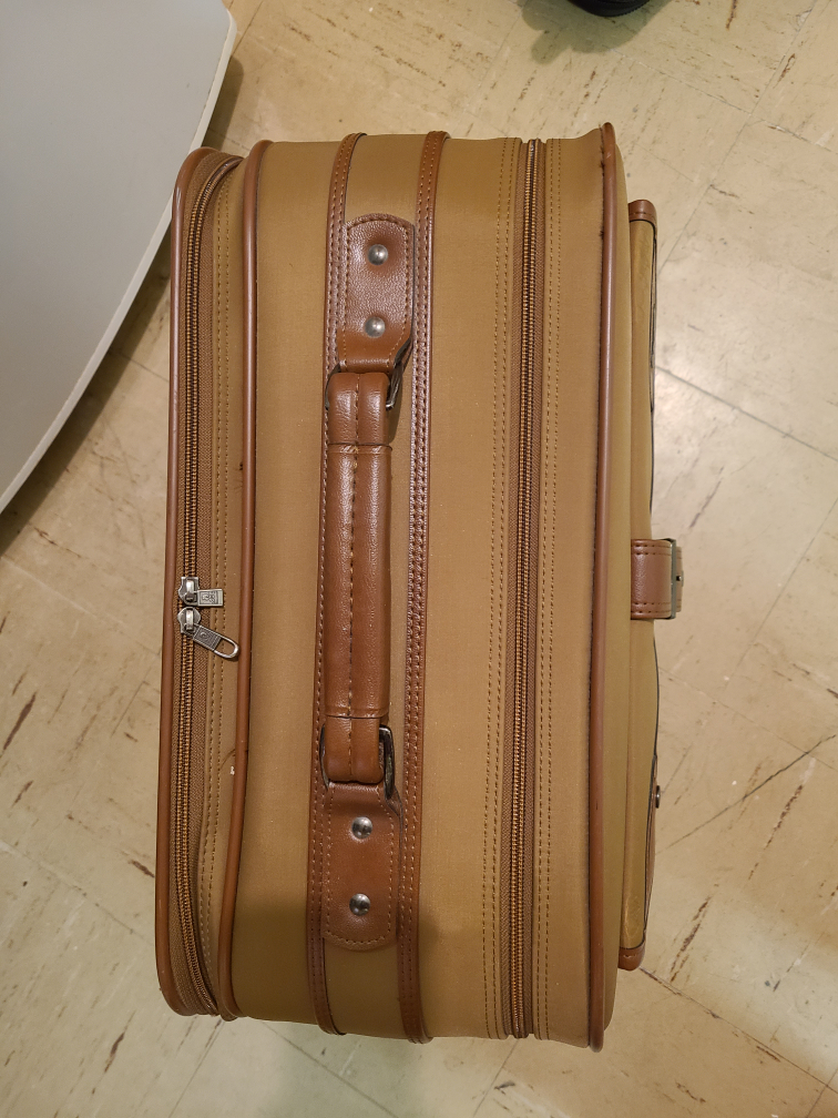 Vintage Ace Luggage Suitcase - photo 3