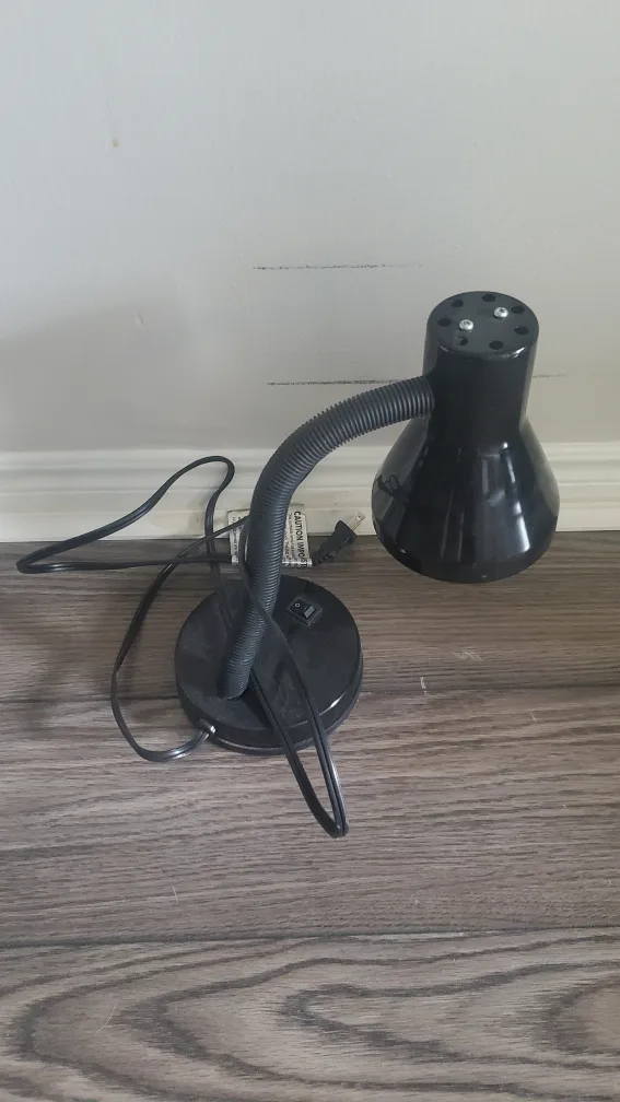 Black Desk Lamp with Flexible Neck image indicator(2)