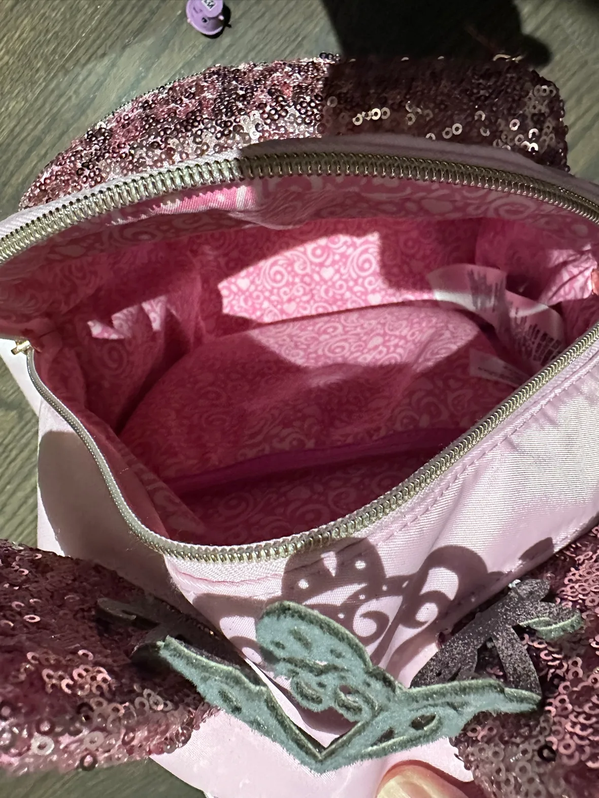 Disney Minnie Mouse pink backpack image indicator(7)