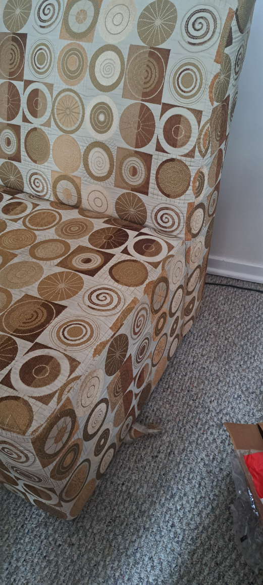 Accent chair - photo 3
