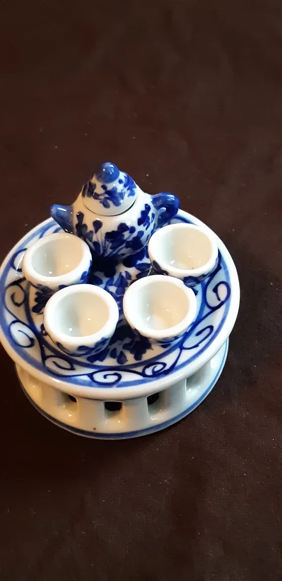 Miniature Tea Set image indicator(2)