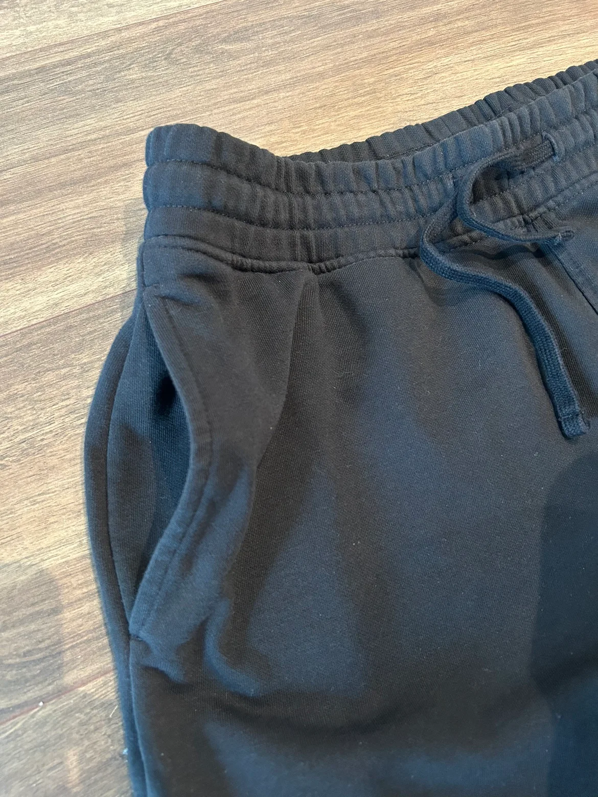 Gymshark Black Jogger Pants - Size M image indicator(5)