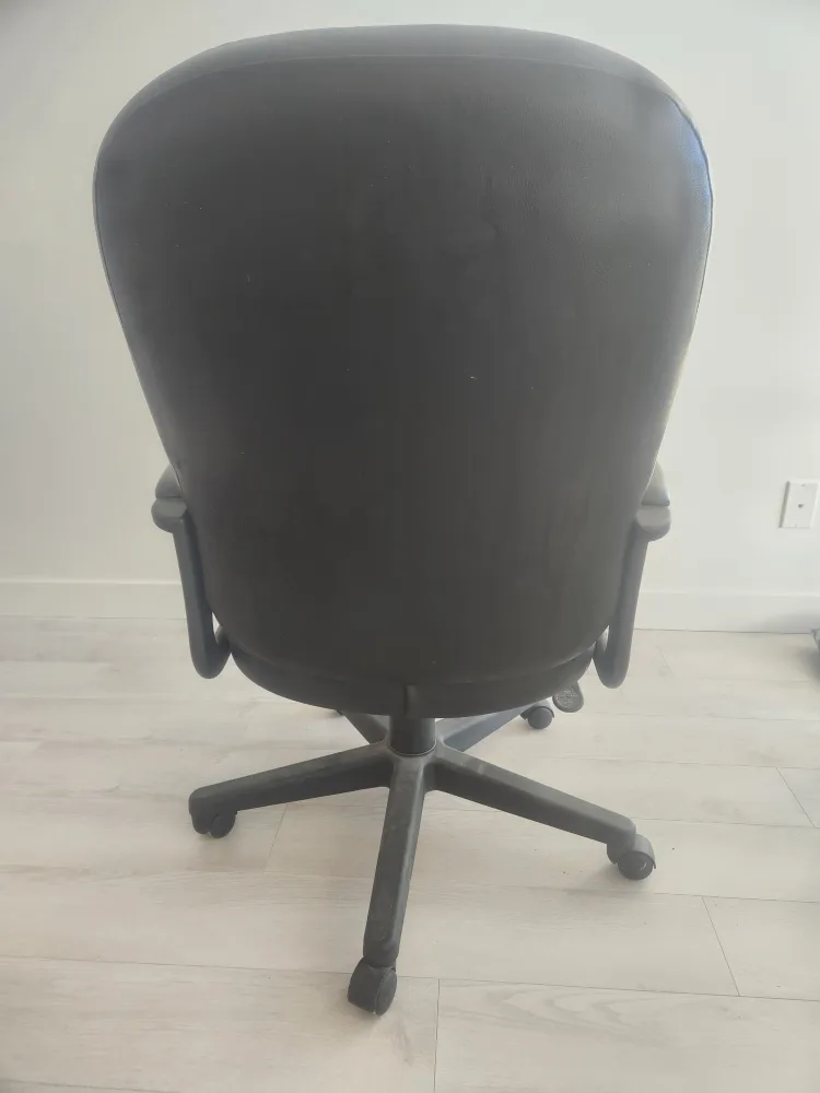Black Office Chair image indicator(4)