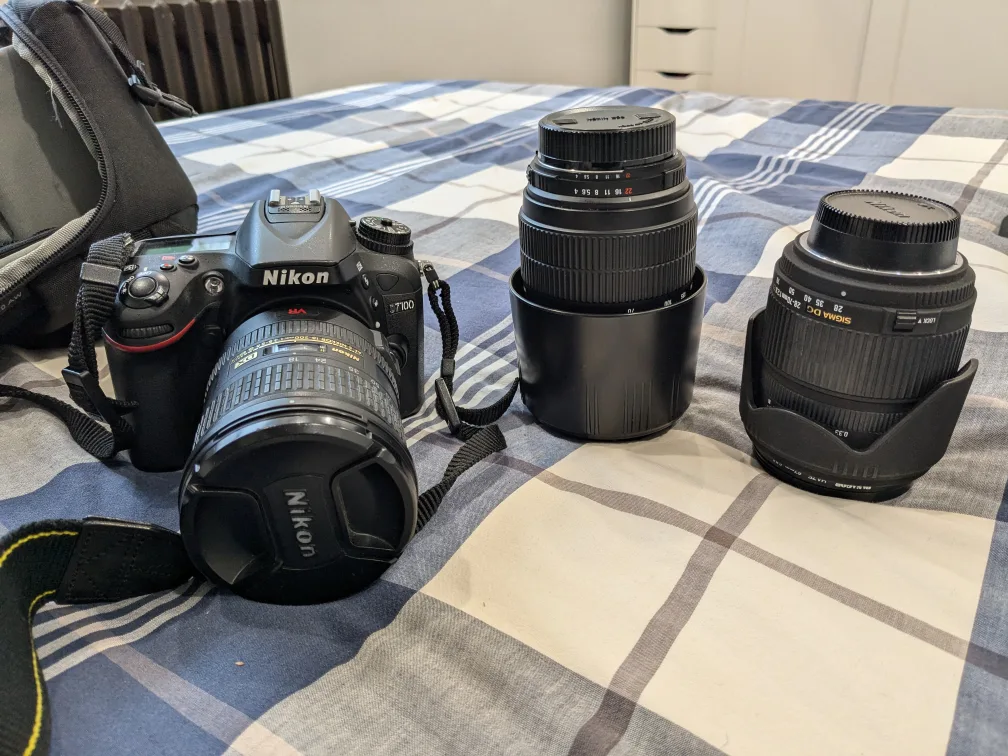 Nikon D7100 + lenses bundle thumbnail
