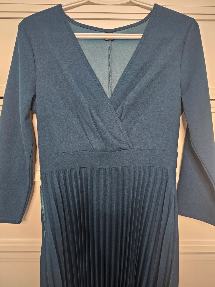 SHEIN Teal Pleated Dress Size Small image indicator(3)