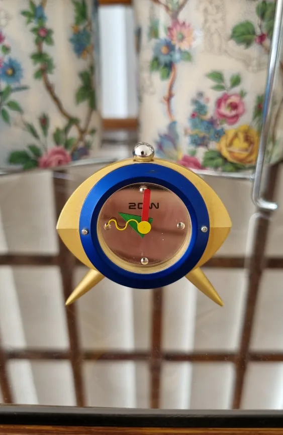 RARE Vintage 2CAN Mini Clock image indicator(2)