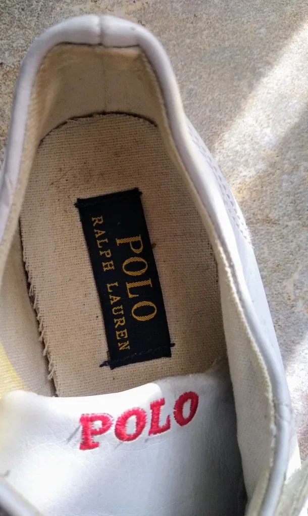 Size 2 Kid's Running Shoes image indicator(3)