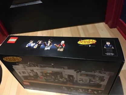 LEGO Ideas Seinfeld Set 21328 image indicator(2)