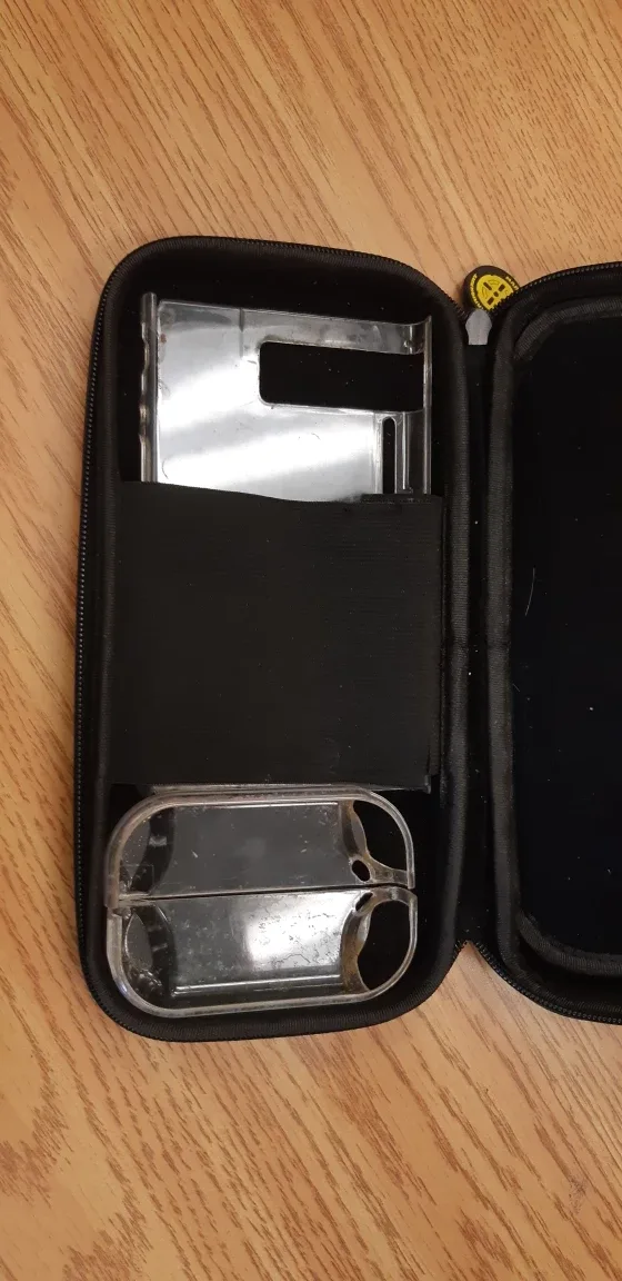 Official Nintendo switch Mariokart carrying case image indicator(2)