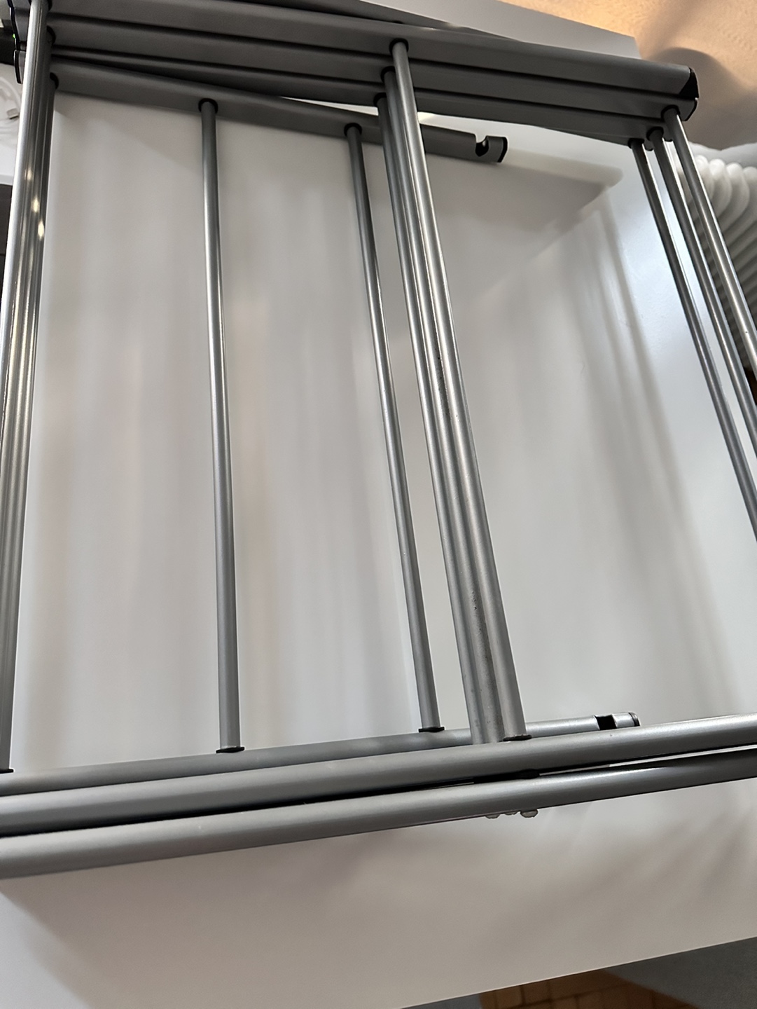 Foldable drying rack