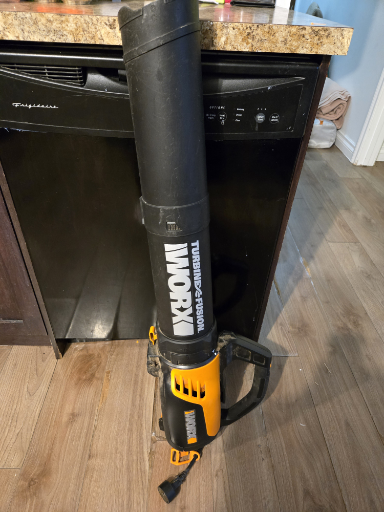 WORX Turbine Fusion Corded Leaf Blower - photo 2