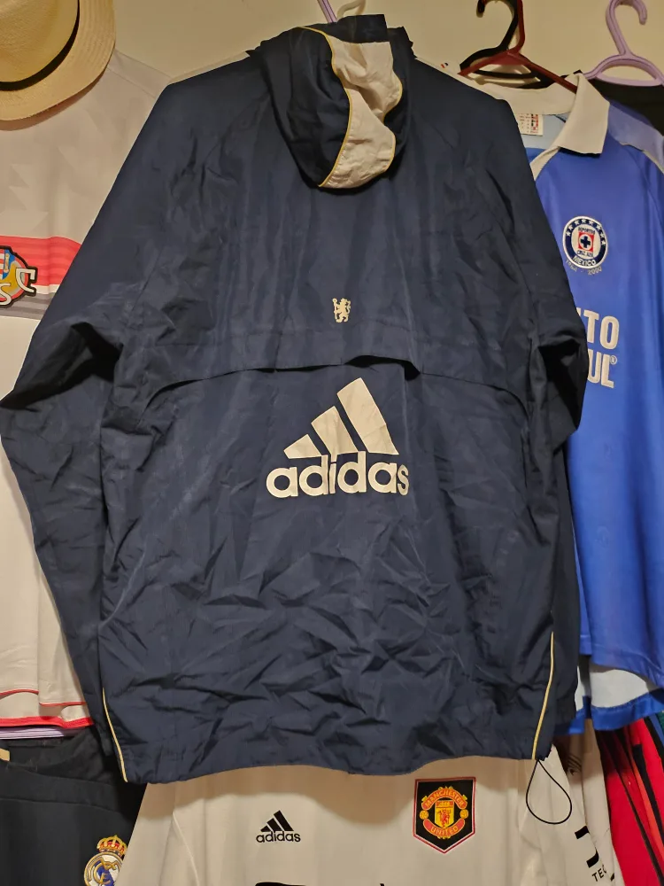 Vintage Chelsea adidas soccer jacket image indicator(2)
