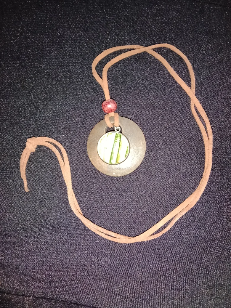 Set of 4 Unique Necklaces and bracelets image indicator(2)