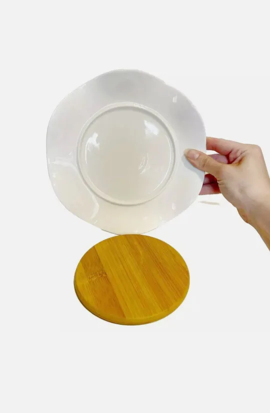 Cheese Board with Spreader and Porcelain Plate image indicator(3)