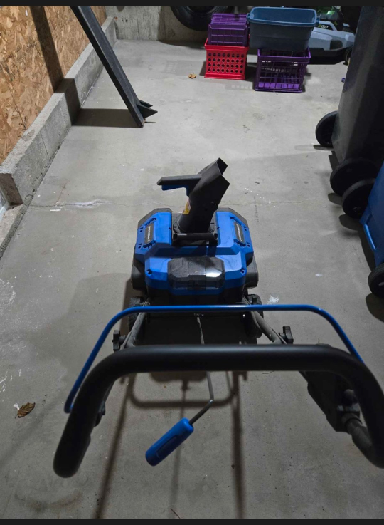 Mastercraft Cordless Snow Blower