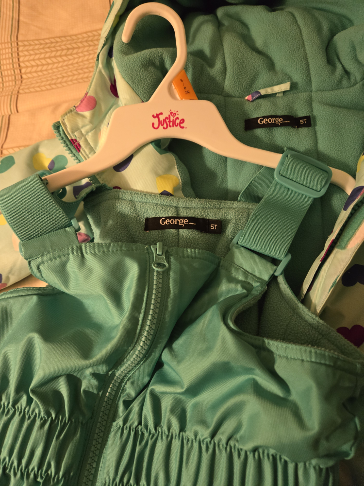 George Kids' Snowsuit - photo 3