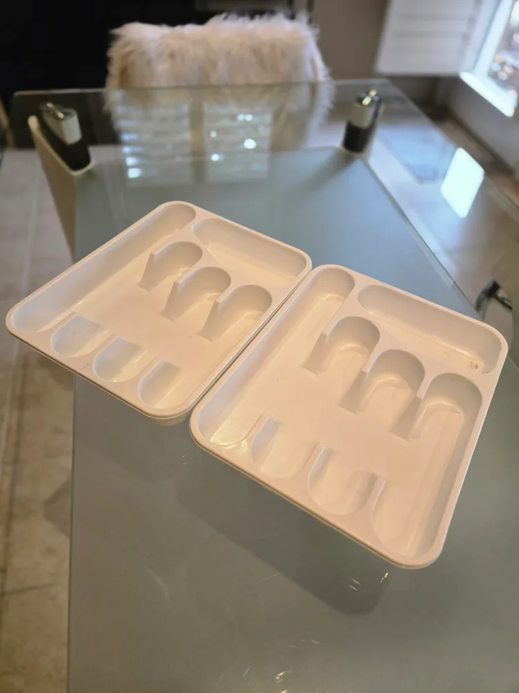 Two-piece cutlery tray #freecycle thumbnail