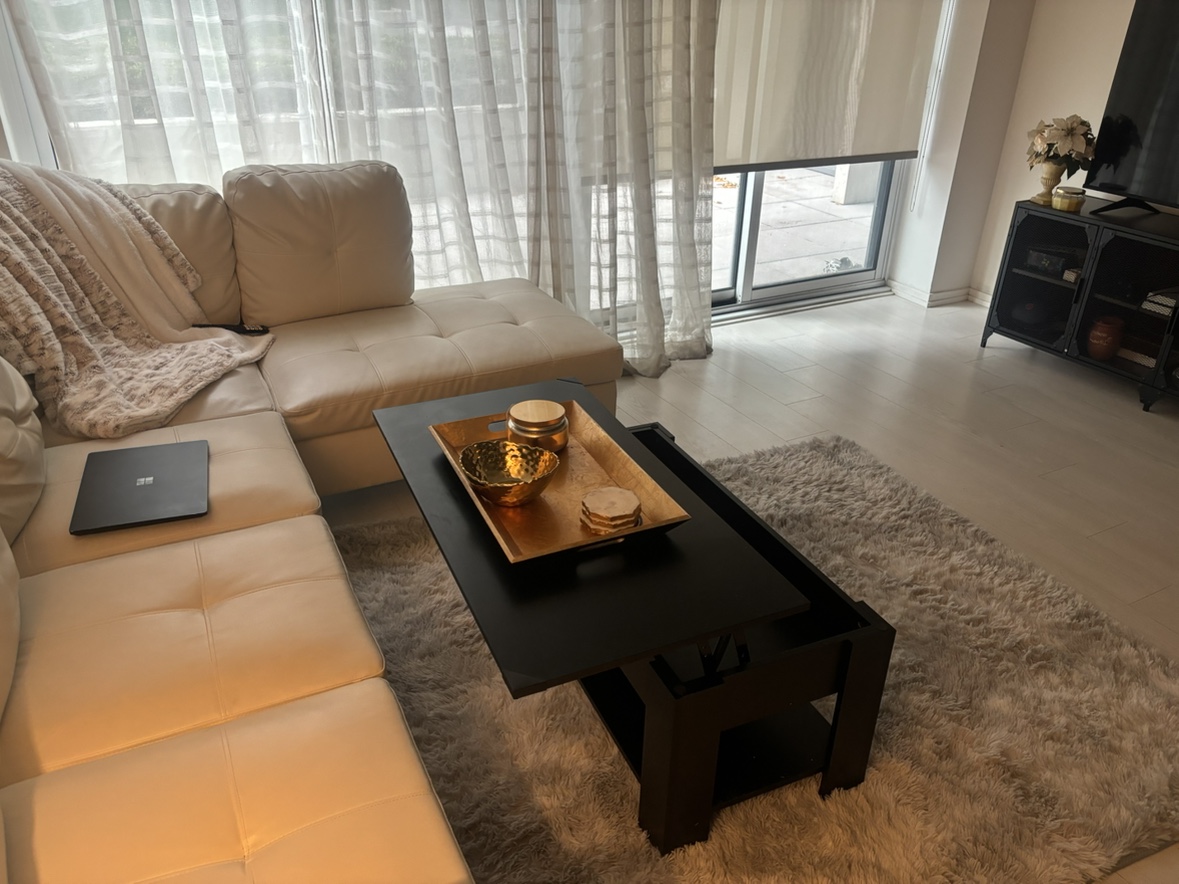 Black Lift-Top Coffee Table