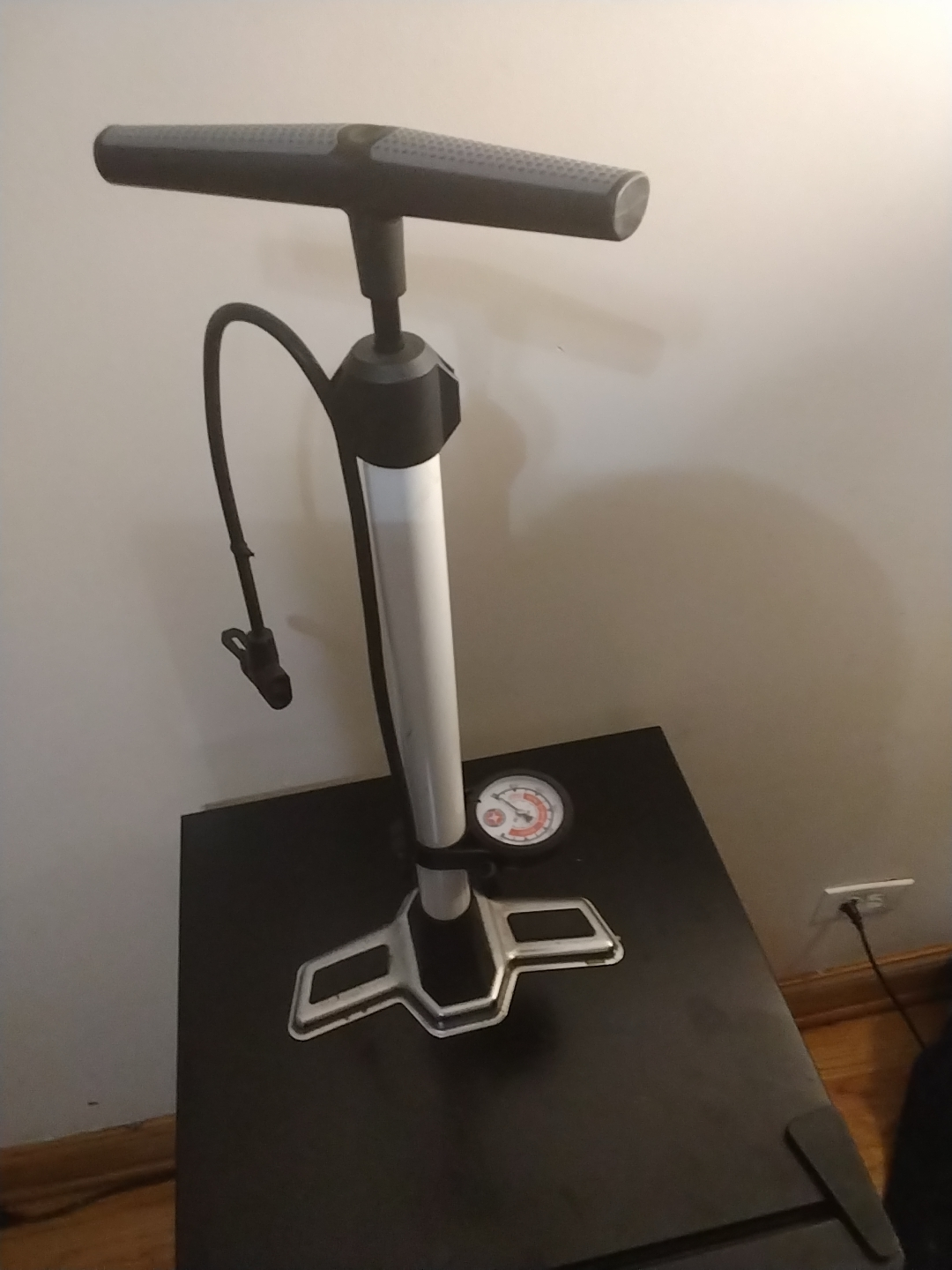 Schwinn Floor Pump - photo 3
