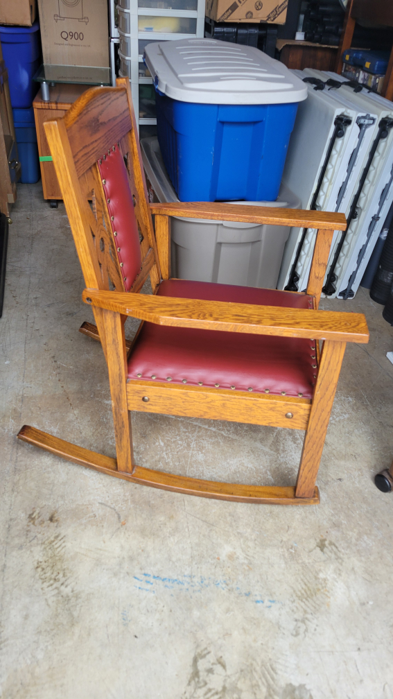 Antique Rocking Chair - photo 2