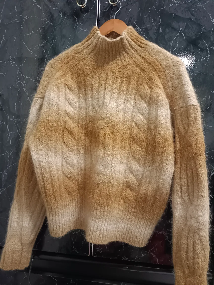 Banana Republic Sweater (Moving Sale) image indicator(2)