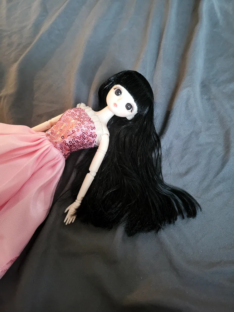 ANIME DOLL + SEQUINS PINK DRESS - HAS GLASS EYES & BLACK HAIR image indicator(6)