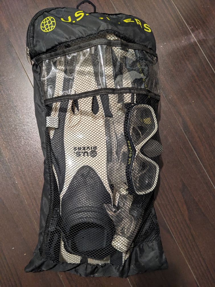 U.S. Divers Snorkeling Set with Fins, Mask, Snorkel, and Bag - photo 4