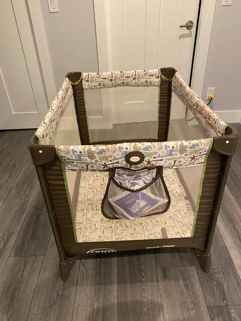 Graco Pack 'n Play Playard image indicator(2)