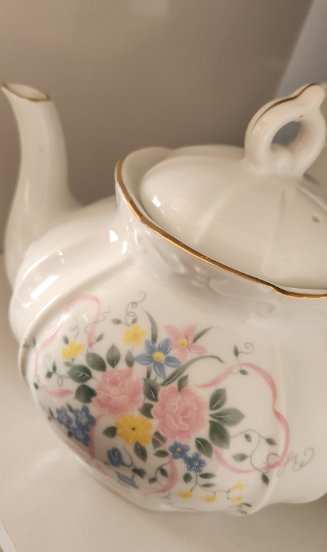 Floral ceramic teapot - photo 3