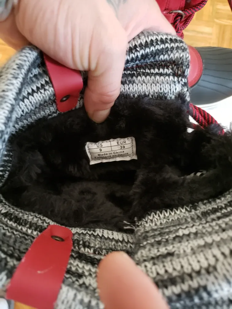 NEW!! Banff Trail Women's Winter Boots Sz 9 image indicator(3)