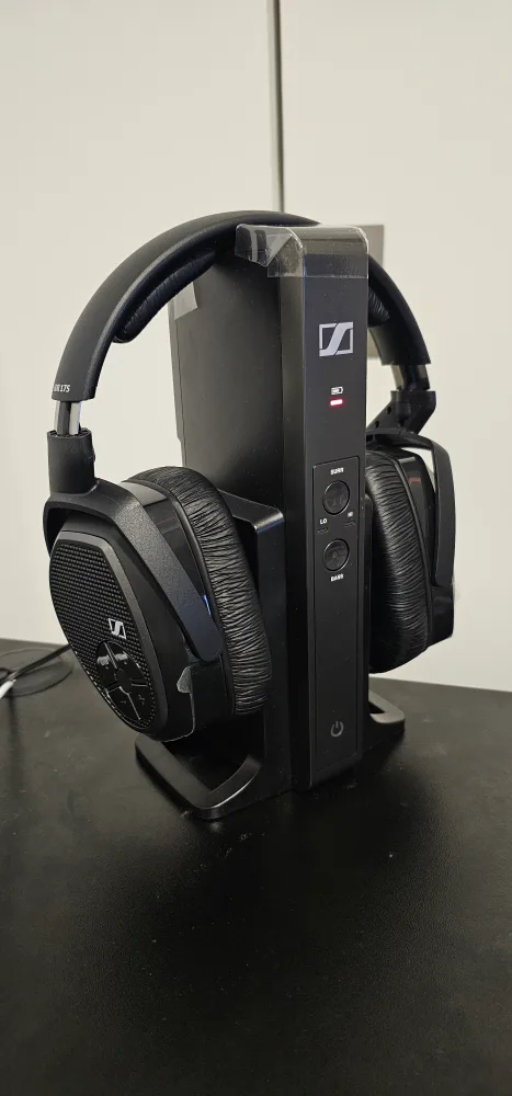 Sennheiser RS 175 Wireless Headphones with Transmitter thumbnail