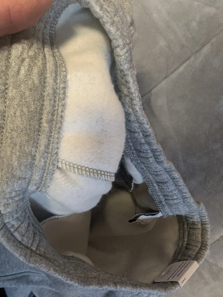 🧡 Nike sweatpants - Brand New - $113 in store image indicator(7)