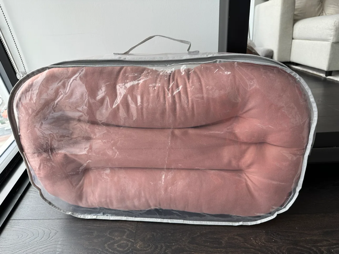 Snuggle me organic lounger image indicator(4)