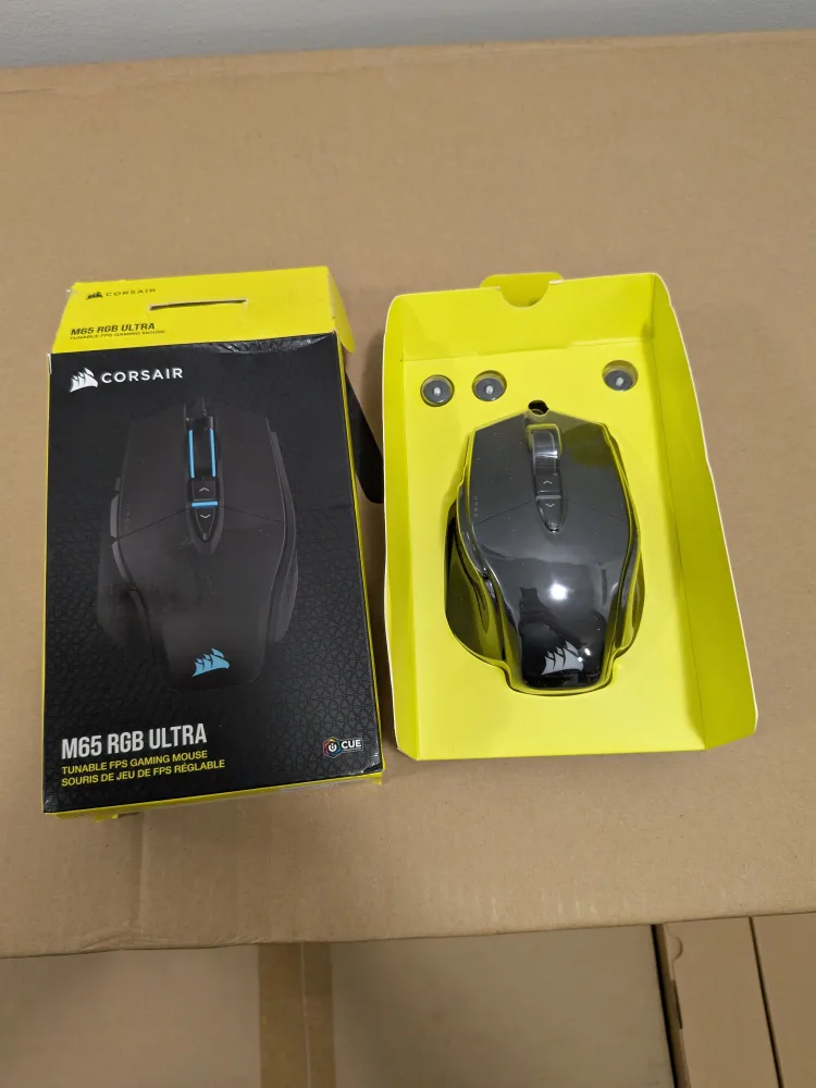 Corsair M65 RGB Ultra Gaming Mouse thumbnail