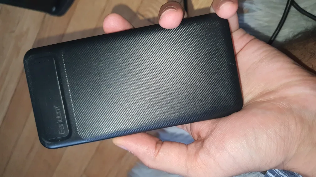 Eardom Portable Charger thumbnail