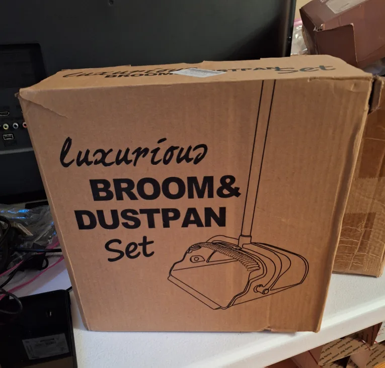 Broom & Dustpan Set sage green new Queens 11357 image indicator(5)