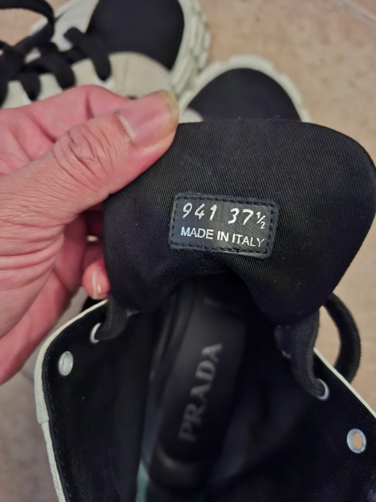 prada women shoes image indicator(4)