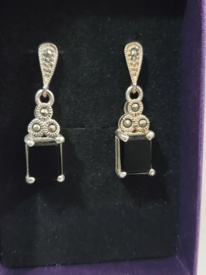 Sterling Silver Black Onyx Drop Earrings image indicator(2)