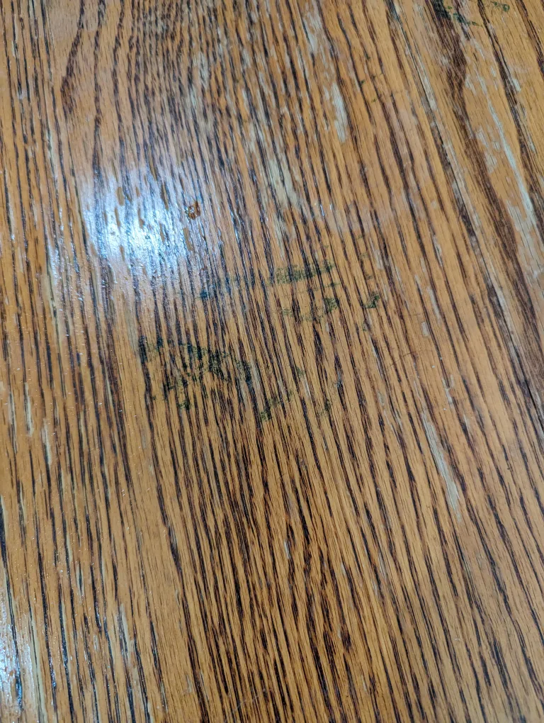 Wood table and chairs image indicator(5)