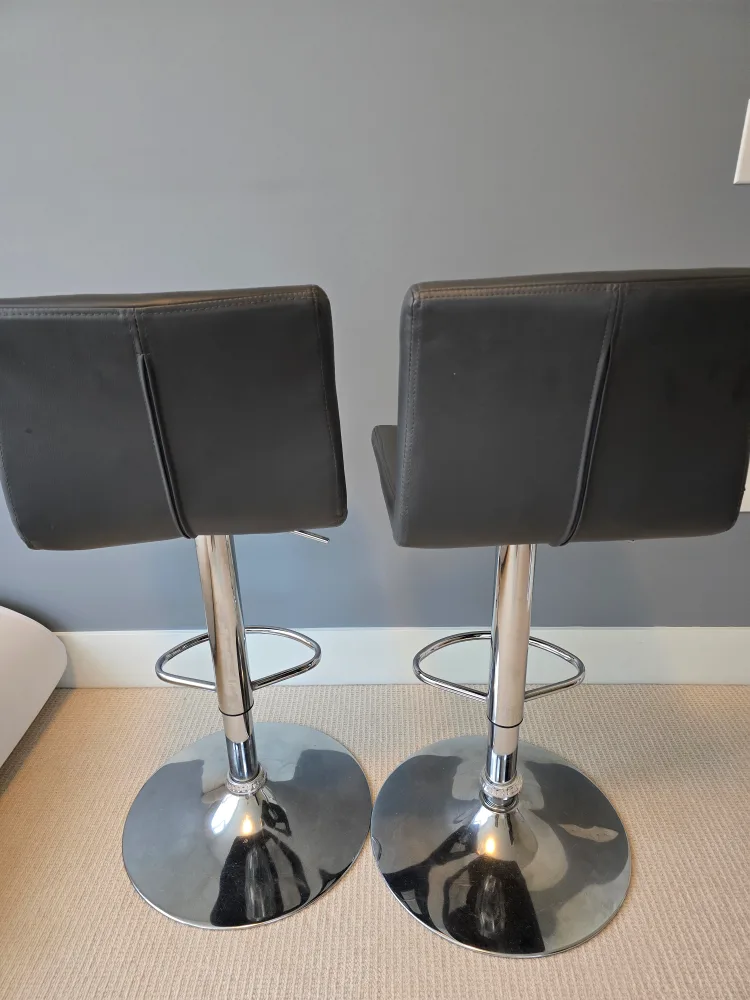 Bar Stools (set of 2) image indicator(4)