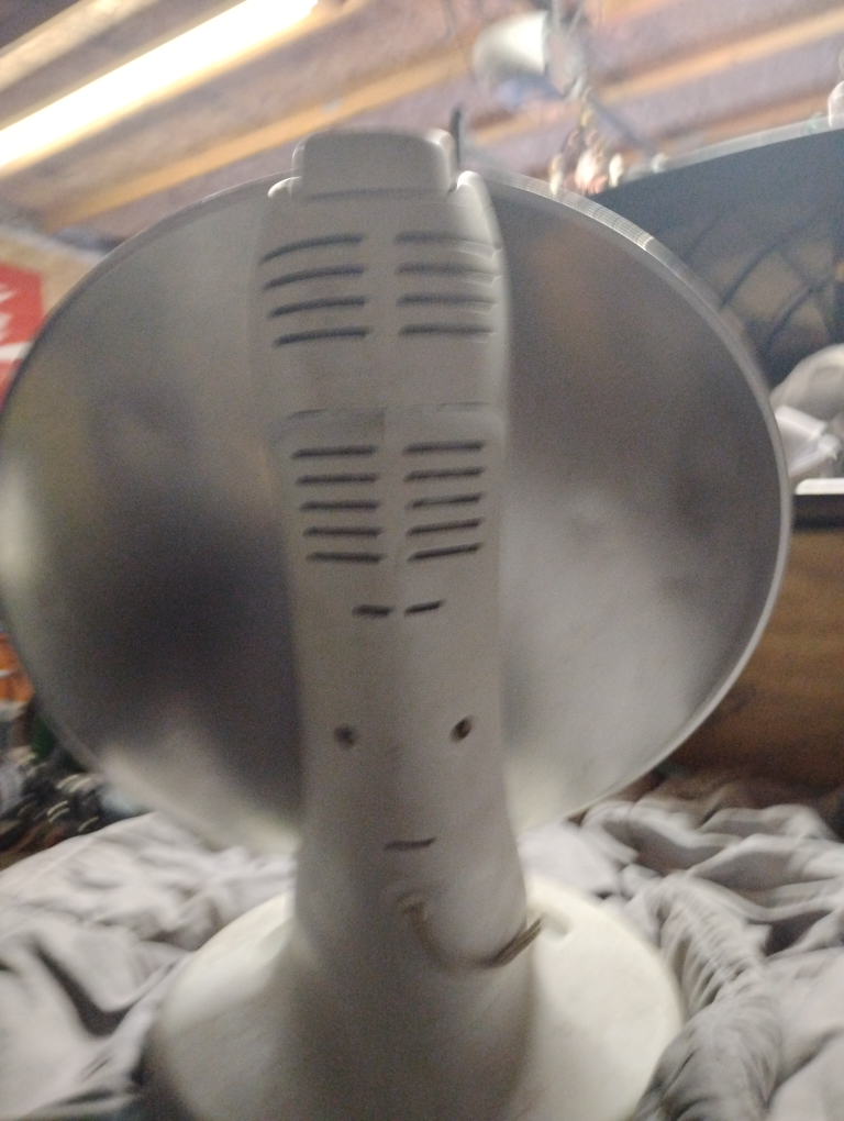 Presto HeatDish plus Footlight Electric Heater - photo 3
