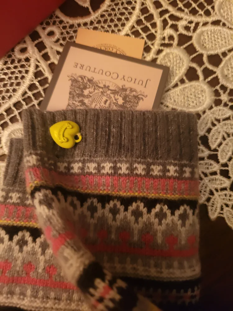 Juicy Couture Black Leather Gloves with Knitted Cuffs image indicator(3)