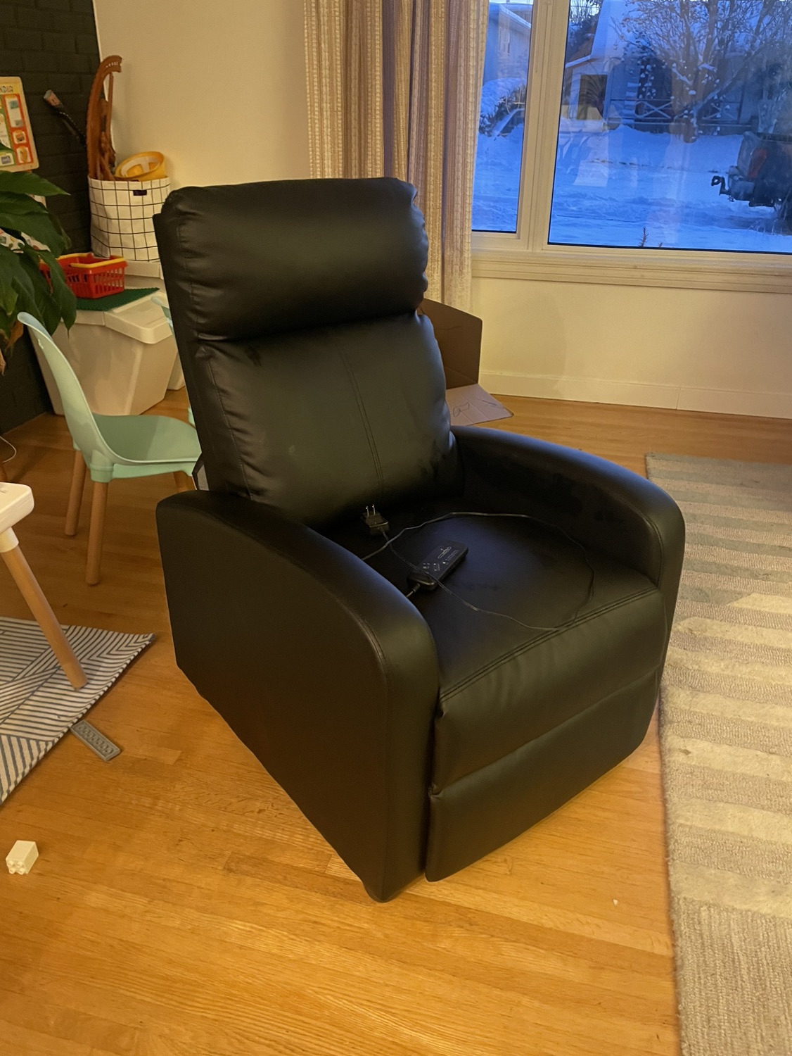 Massage recliner