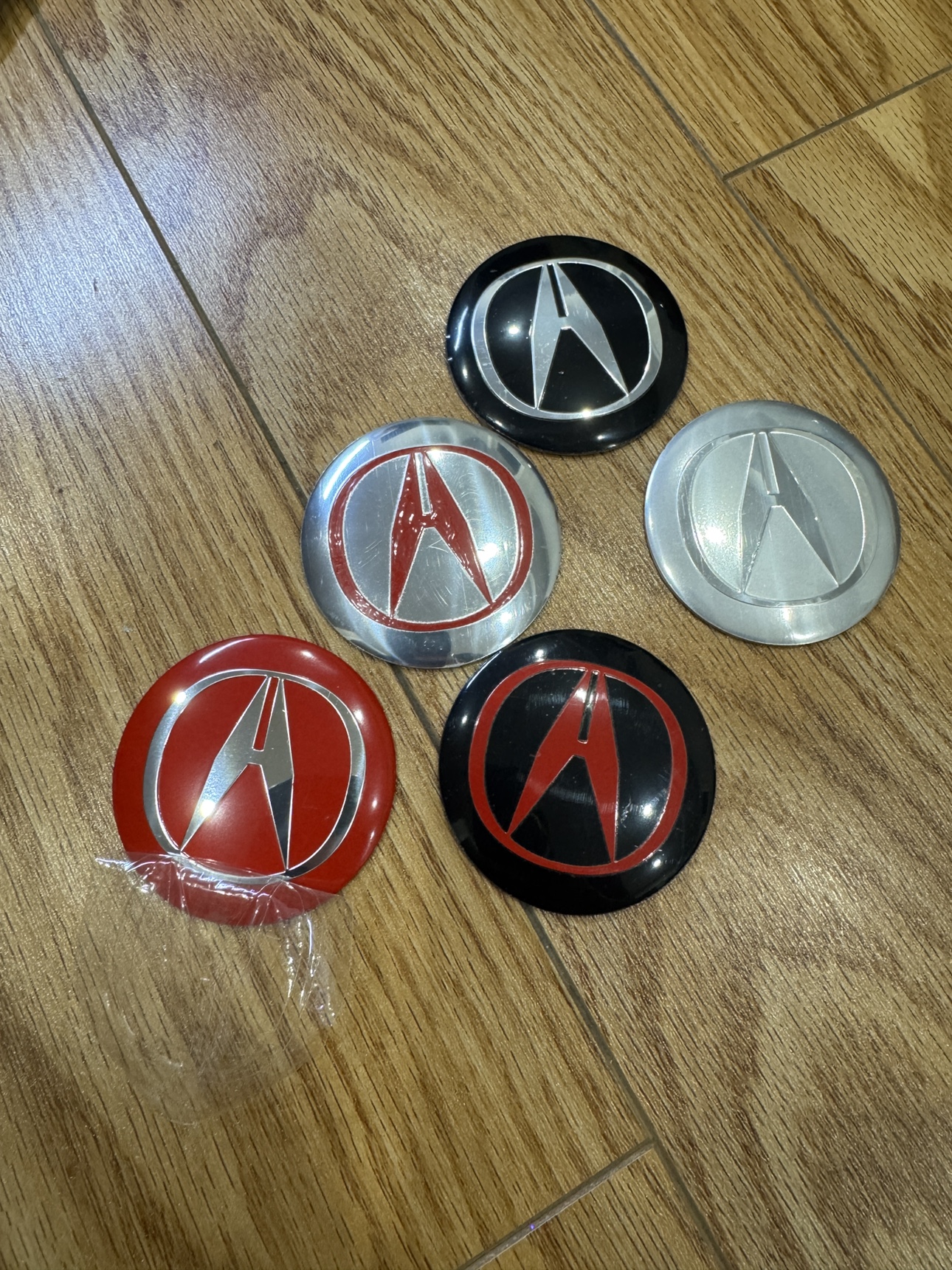 Wheel center cap stickers - photo 2
